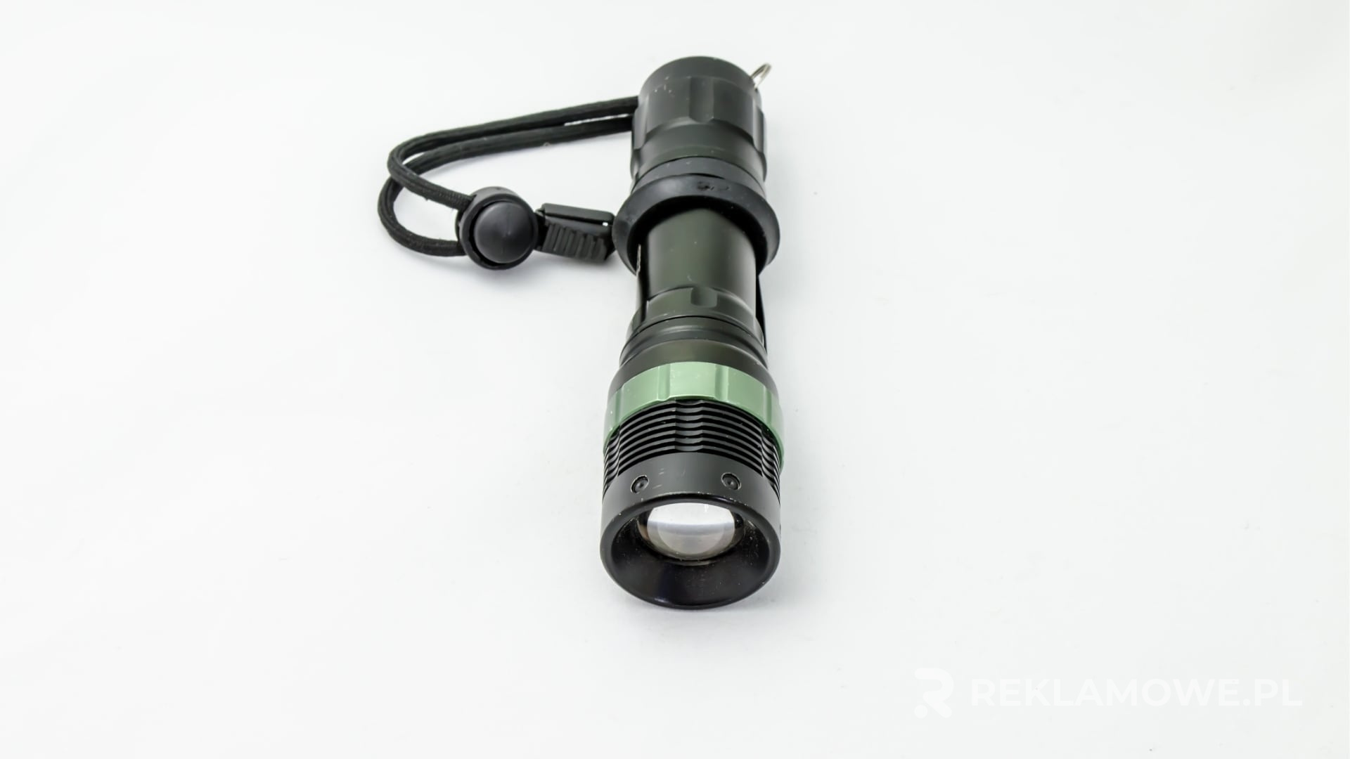 Ekologiczne latarki reklamowe na tle natury