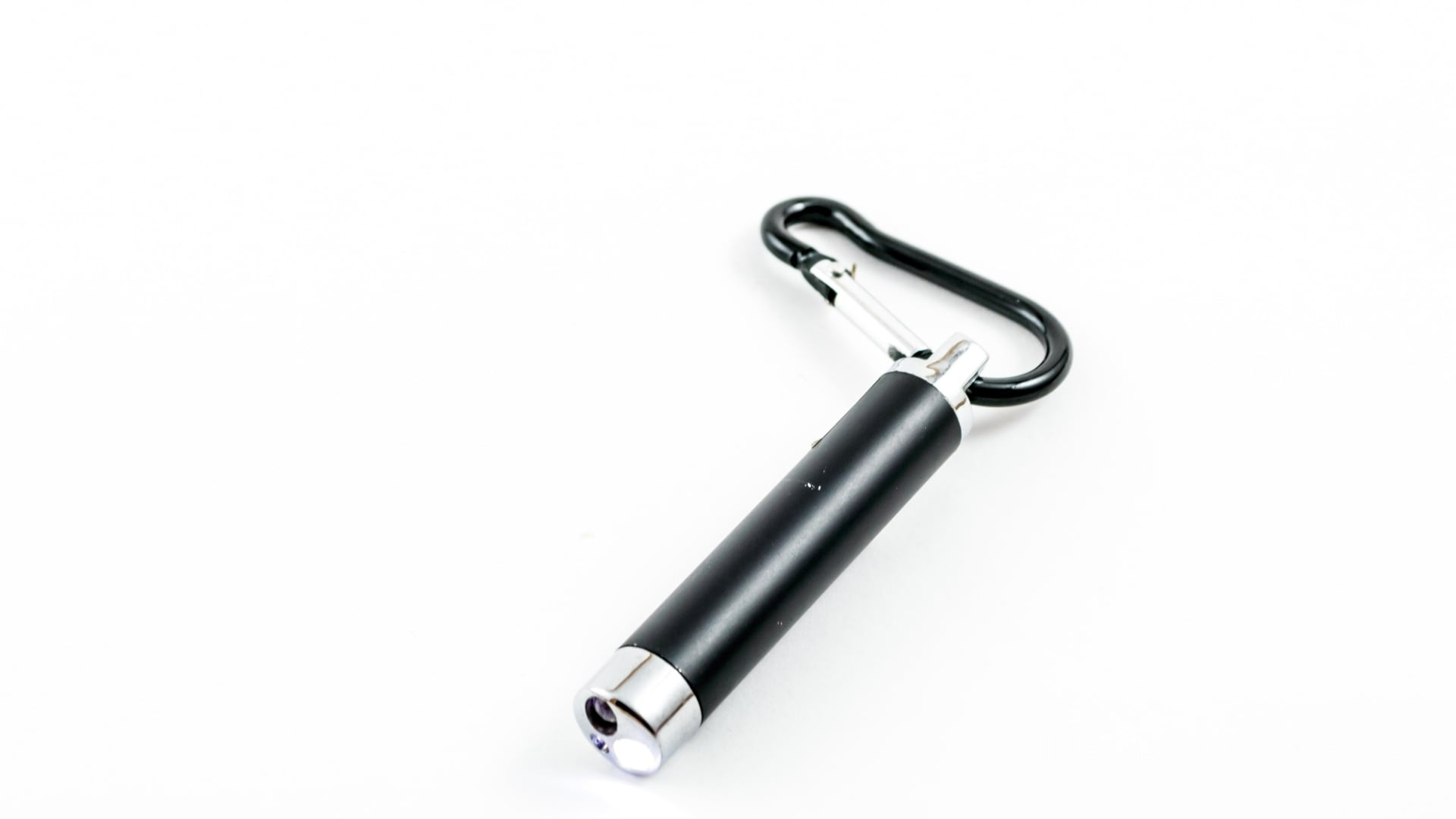 Latarek reklamowych z porównaniem cen na tle